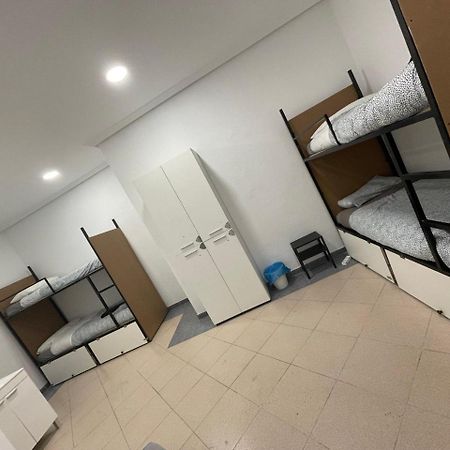 Parsa Booking Madri Exterior foto