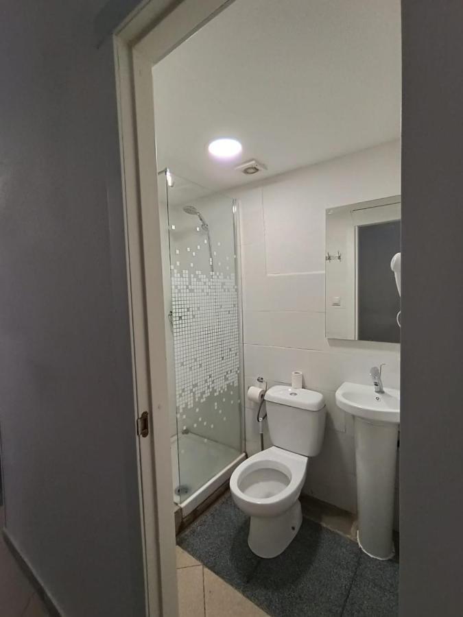 Parsa Booking Madri Exterior foto