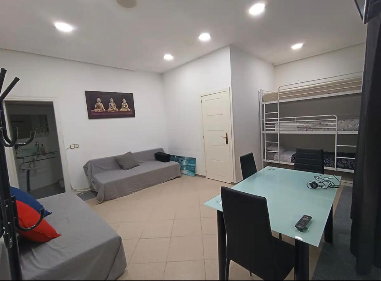 Parsa Booking Madri Exterior foto