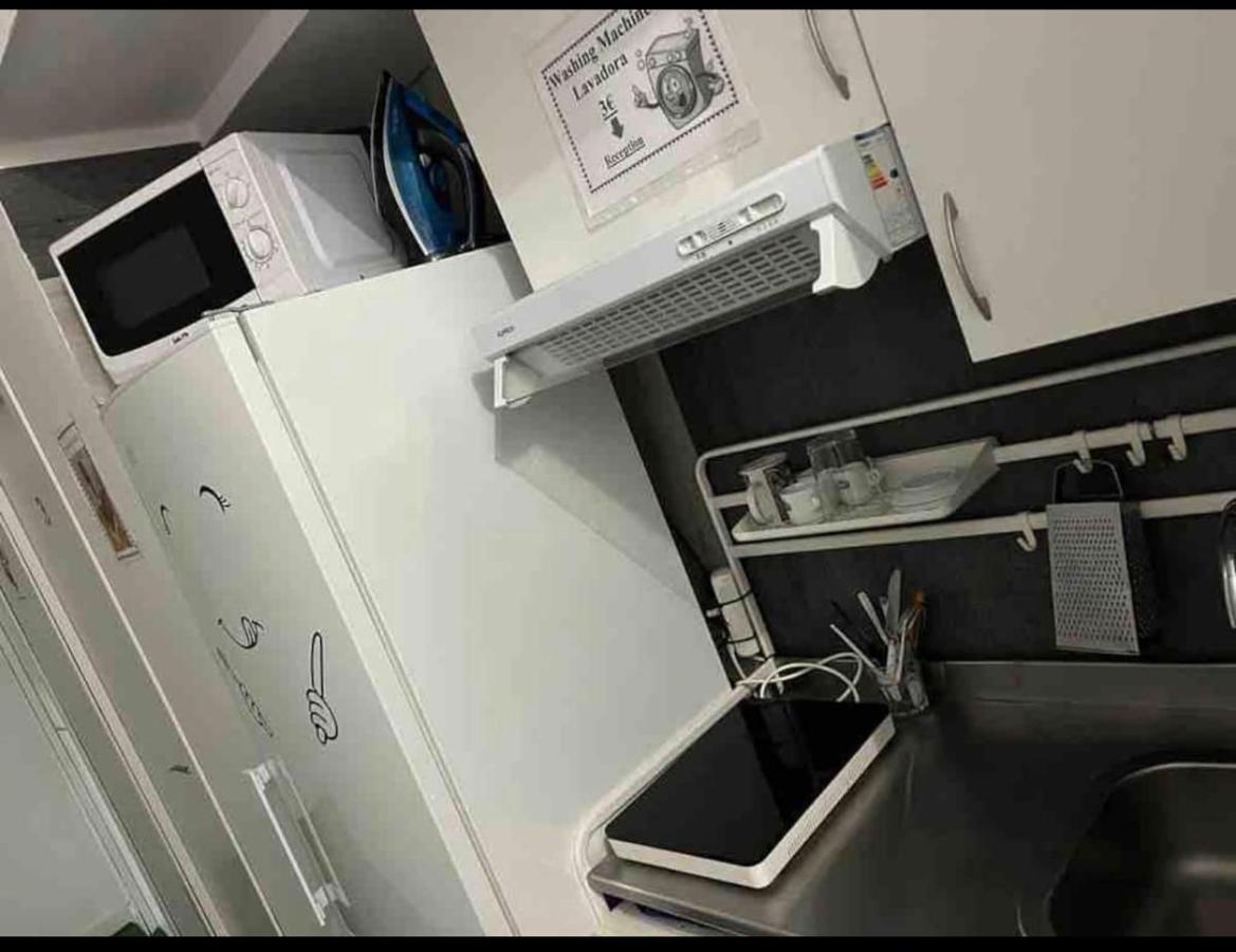 Parsa Booking Madri Exterior foto