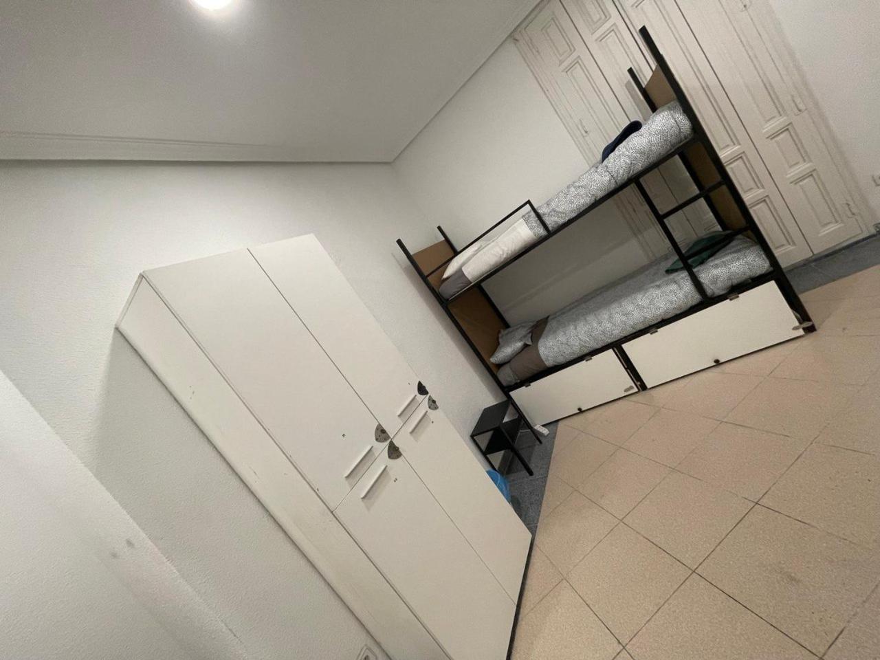 Parsa Booking Madri Exterior foto